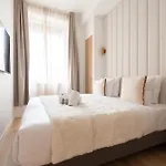 Chic Flat In Paris Center
